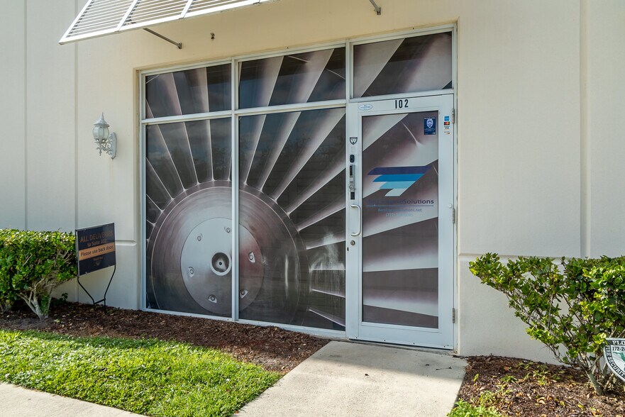 More Photos Of 679 NW Enterprise Dr, Port Saint Lucie Light Distribution For Sale