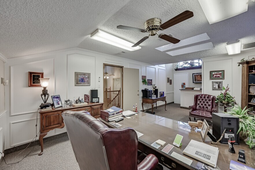 More Photos Of 1400 N Cooper St, Arlington Medical For Lease