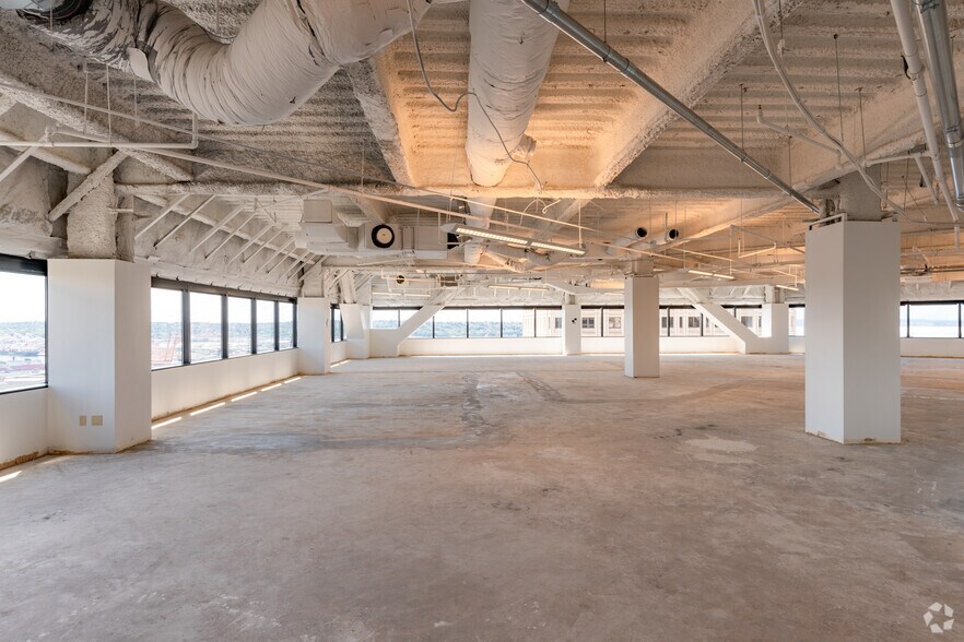 Photo of 24th Floor Ste 2400