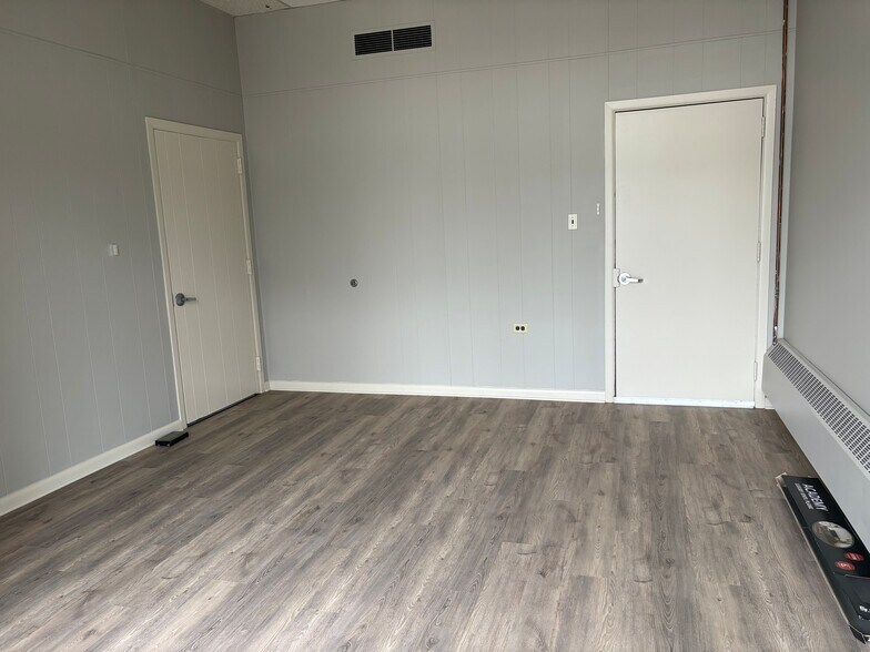 More Photos Of 950 Jennings St, Bethlehem Manufacturing For Lease