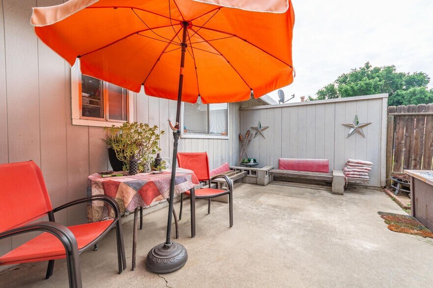 More Photos Of 1160 Forestwood Dr, Yuba City Apartments For Sale