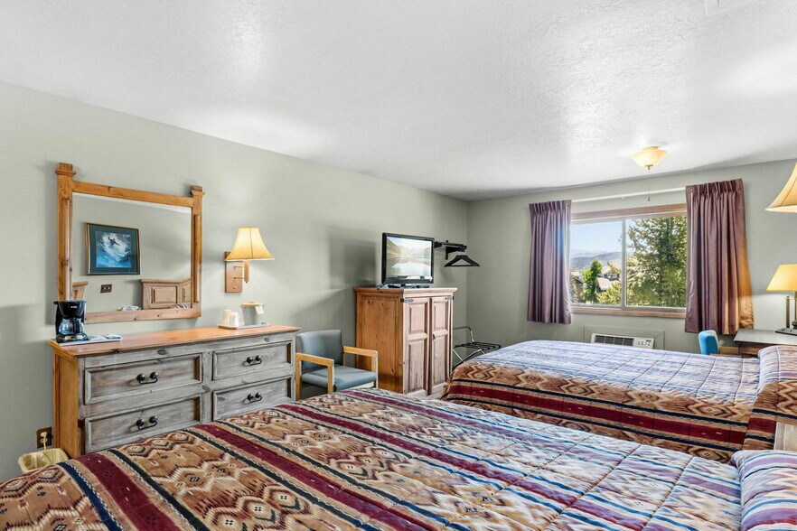More Photos Of 205 Beaver Lodge Rd, Frisco Hotel For Sale