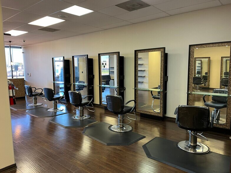 More Photos Of 9522 Huffmeister Rd, Houston Unknown For Sale