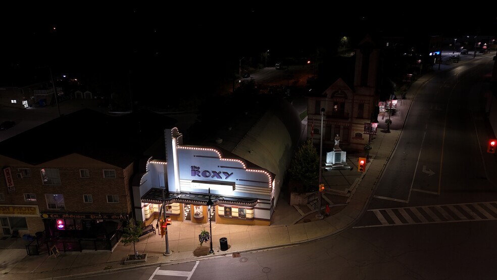 More Photos Of 46 Brock St W, Uxbridge Theater Concert Hall For Sale