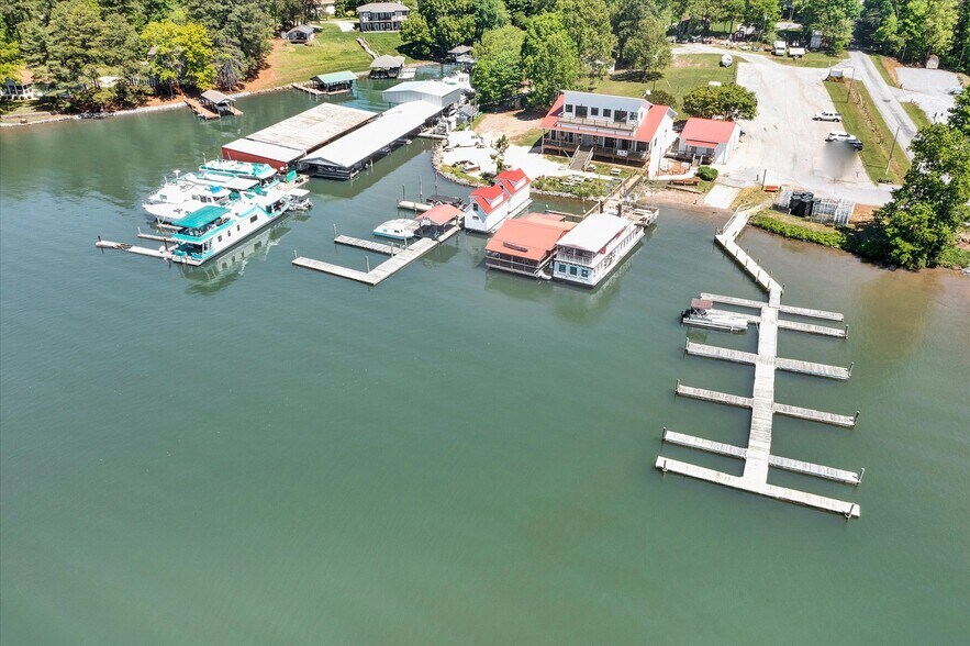 More Photos Of 3619 Airport Rd, Moneta Marina For Sale