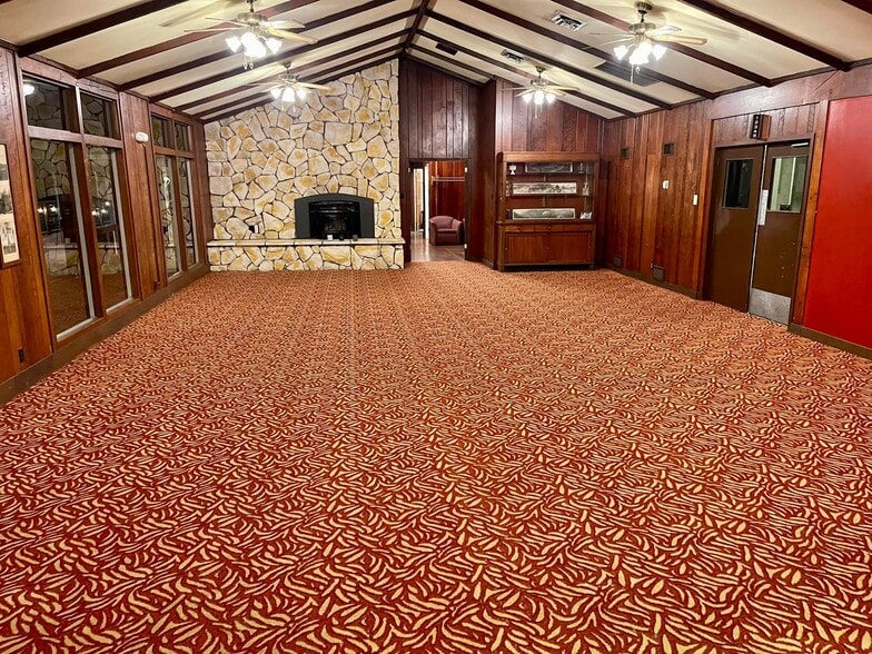 More Photos Of , Willits Unknown For Sale