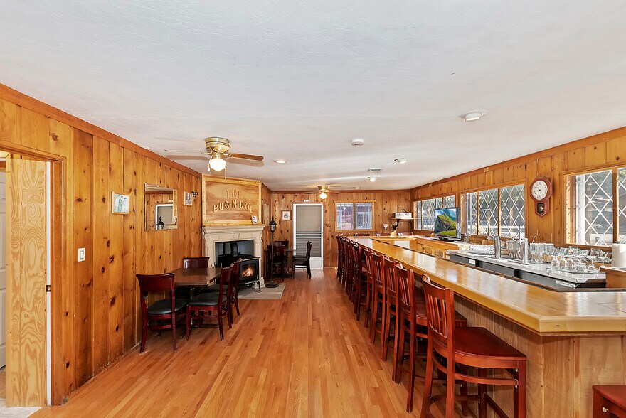 More Photos Of 39167 Rim of the world Dr, Fawnskin Restaurant For Sale
