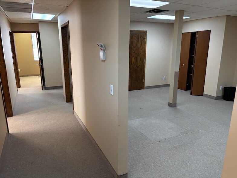 More Photos Of 4580 Scott Trl, Eagan Unknown For Lease