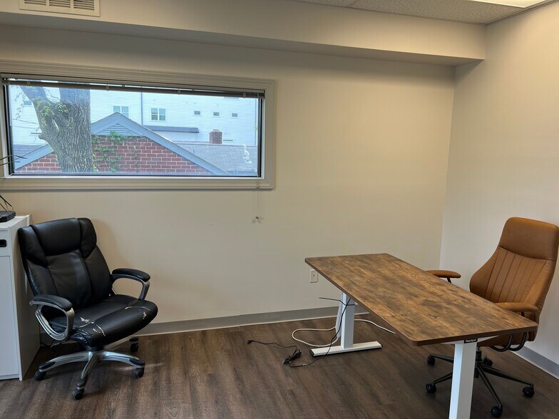 More Photos Of 2701 Greystone Rd, Nashville Office Residential For Lease