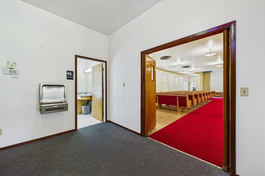 More Photos Of 555 Bayside Rd, Arcata Religious Facility For Sale