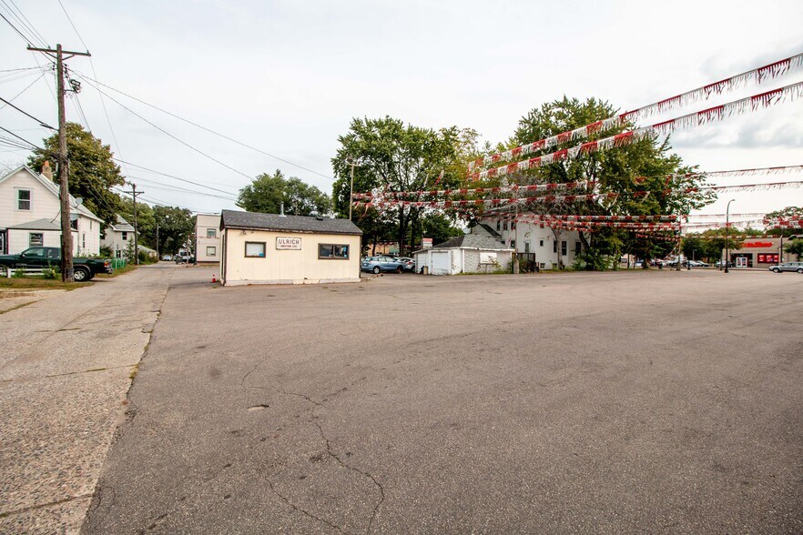 More Photos Of , Minneapolis Unknown For Sale