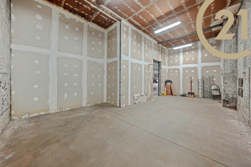 More Photos Of 46-56 Berriman St, Brooklyn Warehouse For Sale