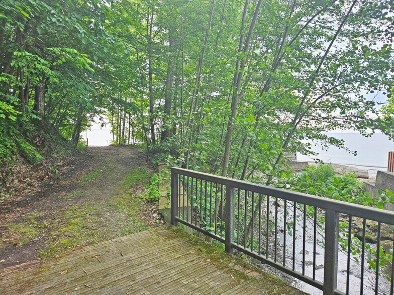 More Photos Of 0 Lake Front Dr, Erie Land For Sale