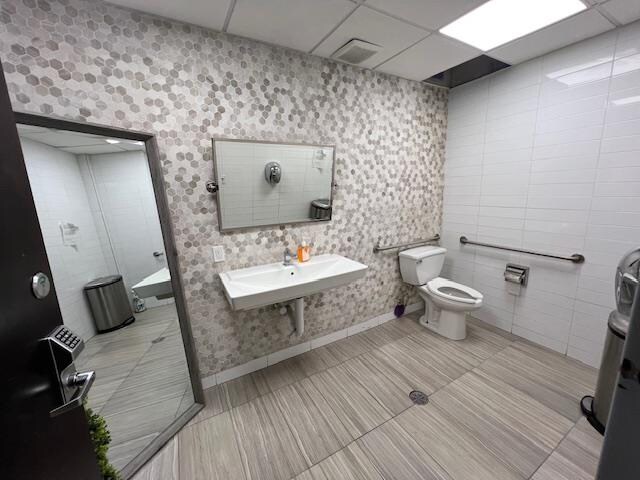 More Photos Of 24912 Jericho Tpke, Floral Park Office For Lease