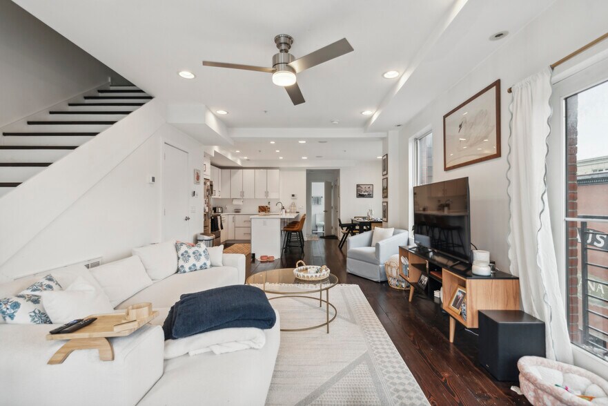 More Photos Of 263 N 3rd St, Philadelphia Apartments For Sale