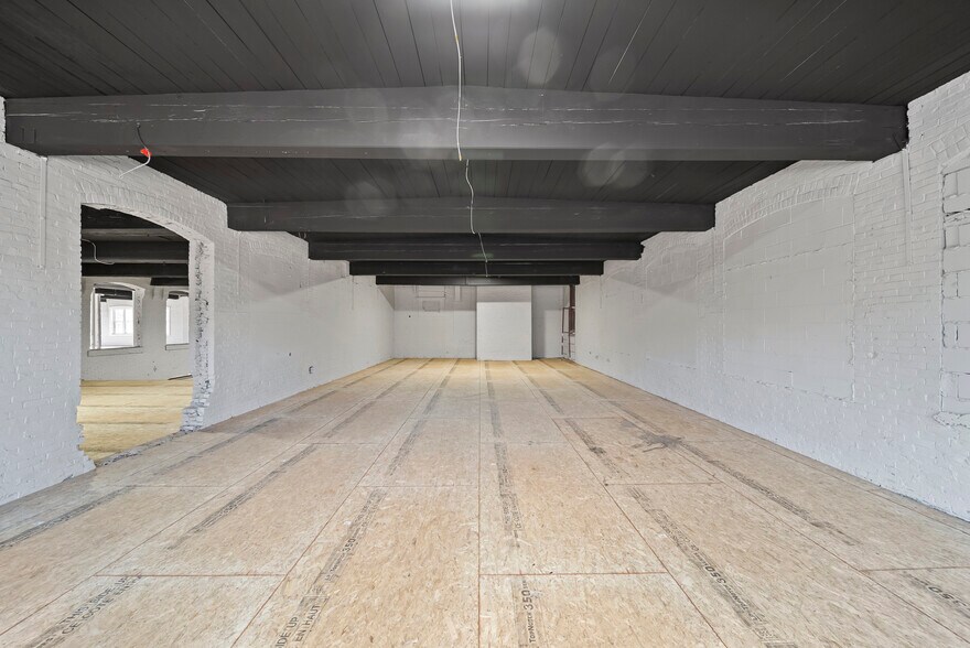 More Photos Of 174 N Main St, Franklin Light Manufacturing For Sale