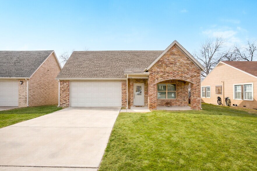 More Photos Of , Fort Worth Multifamily For Sale