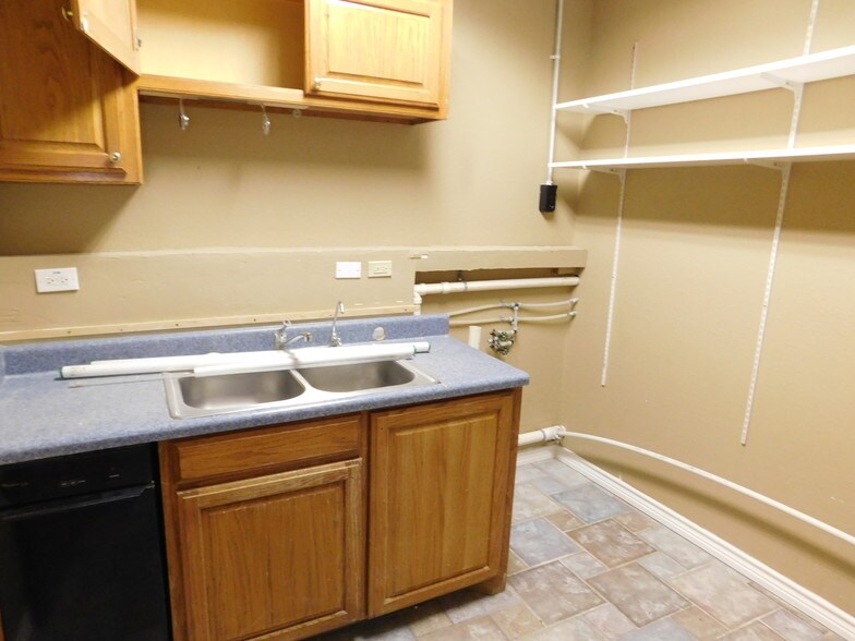 More Photos Of 4104 SW 33rd Ave, Amarillo Medical For Sale