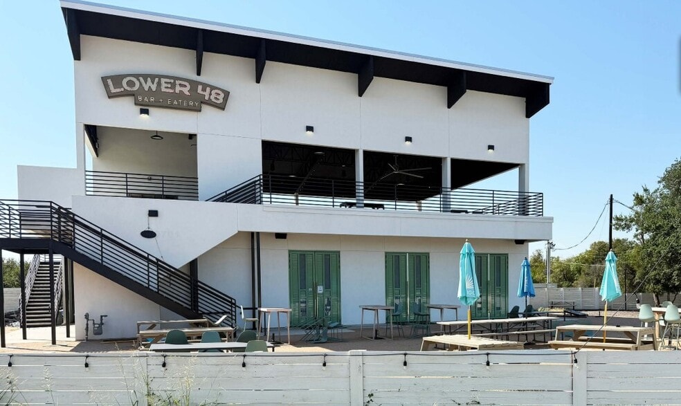 Primary Photo Of 10701 Menchaca Rd, Austin Restaurant For Lease