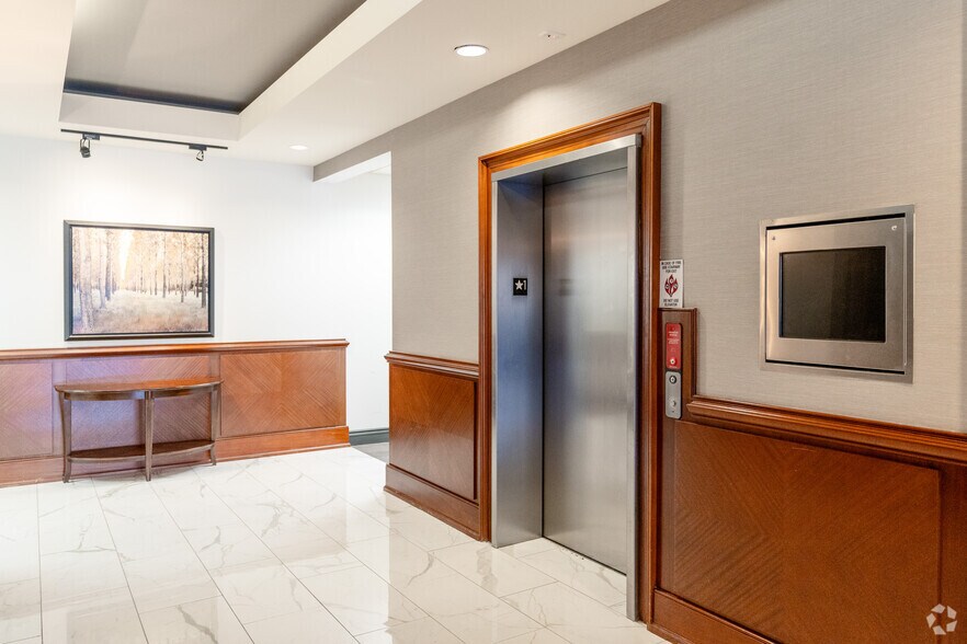 More Photos Of 7780 Brier Creek Pky, Raleigh Medical For Lease