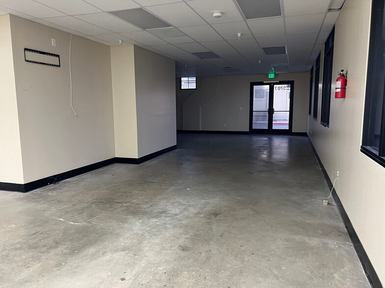 More Photos Of 30663 Union City Blvd, Union City Unknown For Lease