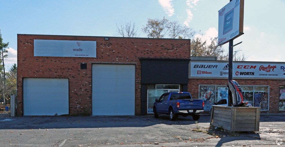 More Photos Of 225 St Paul St W, St Catharines Storefront Retail Office For Lease