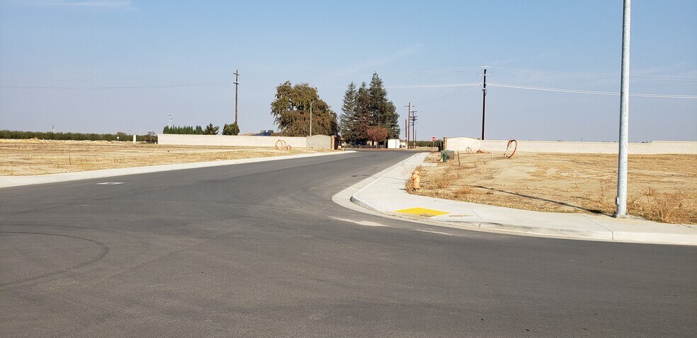 More Photos Of Sec Shafter Ave @ Fresno Ave, Shafter Land For Sale