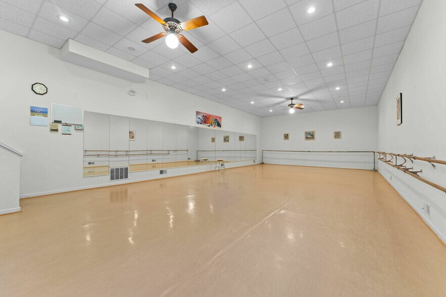 More Photos Of 17801-17805 October Ct, Derwood Land For Sale