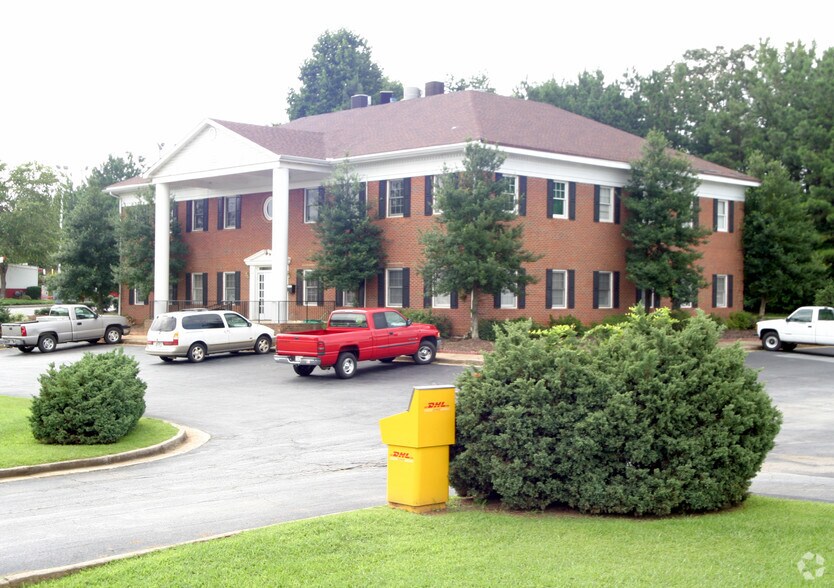 More Photos Of 5833 Stewart Pkwy, Douglasville Medical For Sale