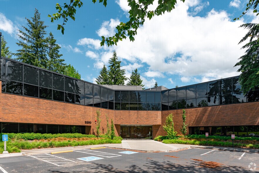 More Photos Of 3350 161st Ave SE, Bellevue Medical For Sale