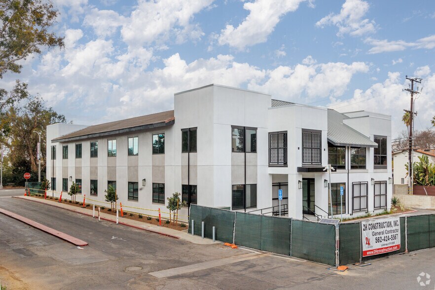 More Photos Of 4310 Long Beach Blvd, Long Beach Medical For Lease