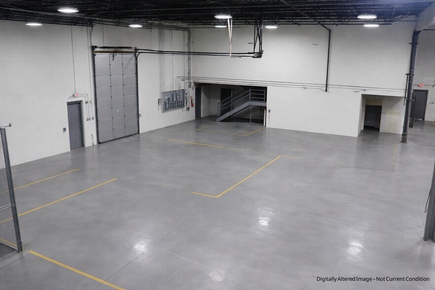 More Photos Of 1 Nablus Rd, Wakefield Distribution For Lease