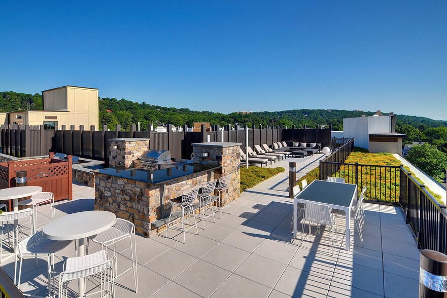 More Photos Of 28 Valley, Montclair Coworking Space