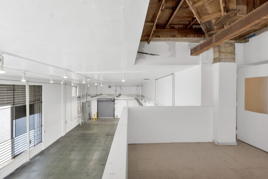 More Photos Of 7176 W Sunset Blvd, Los Angeles Storefront Retail Office For Sale