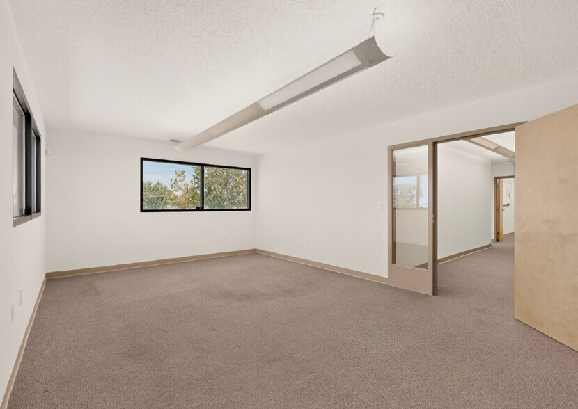 More Photos Of 6901 Gruber Ave NE, Albuquerque Flex For Sale