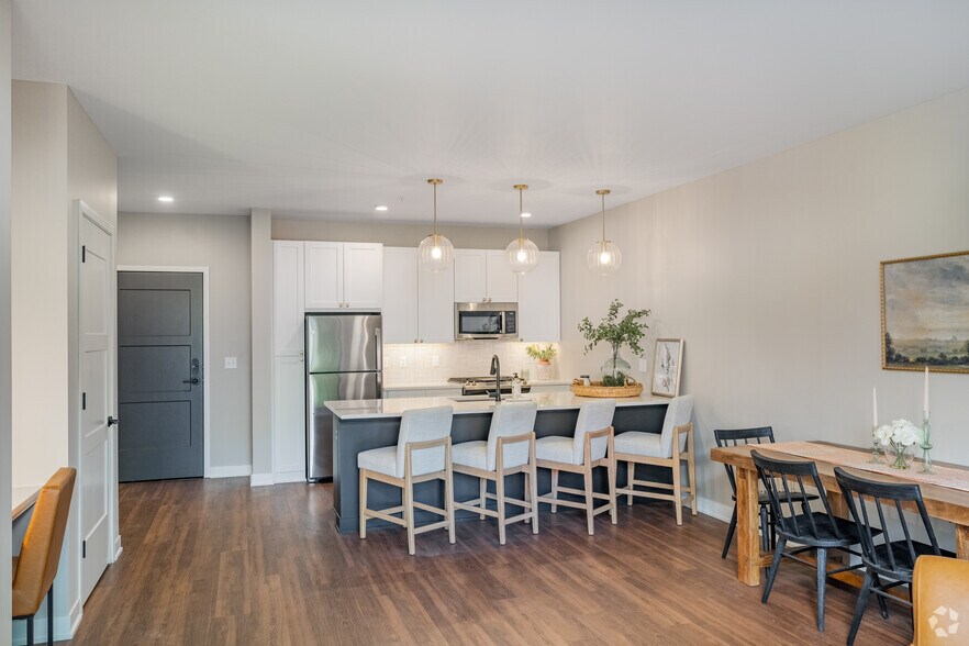 More Photos Of 695 Grand Ave, Saint Paul Apartments For Lease