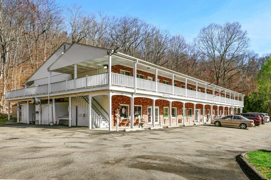 More Photos Of 529-533 Route 52, Carmel Storefront Retail Residential For Sale