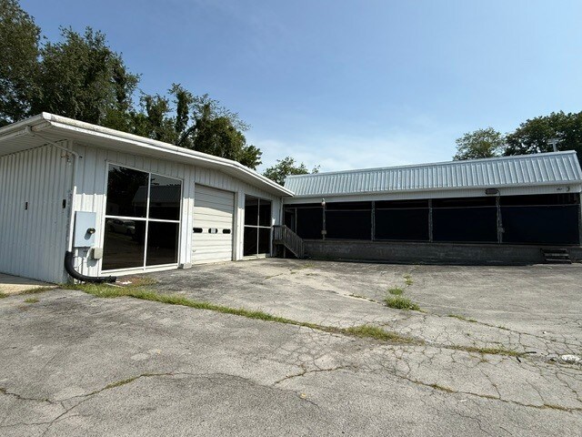 More Photos Of 12 Shelby St, Jamestown Light Distribution For Sale