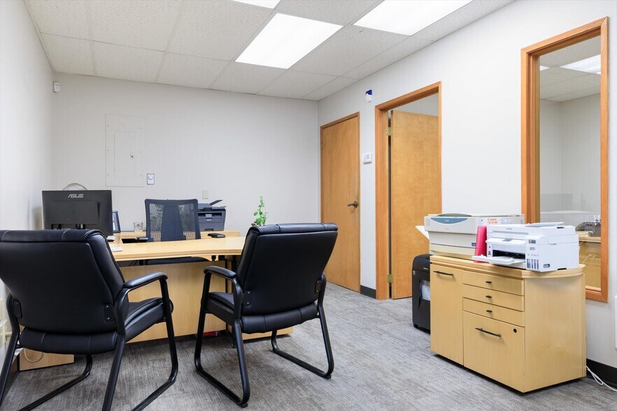 More Photos Of 5589 Harbor Road Rd, Freeland Office Residential For Sale