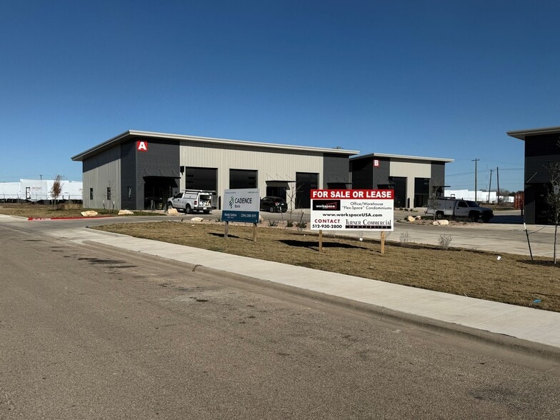 More Photos Of 704 Progress Dr, Killeen Light Distribution For Sale