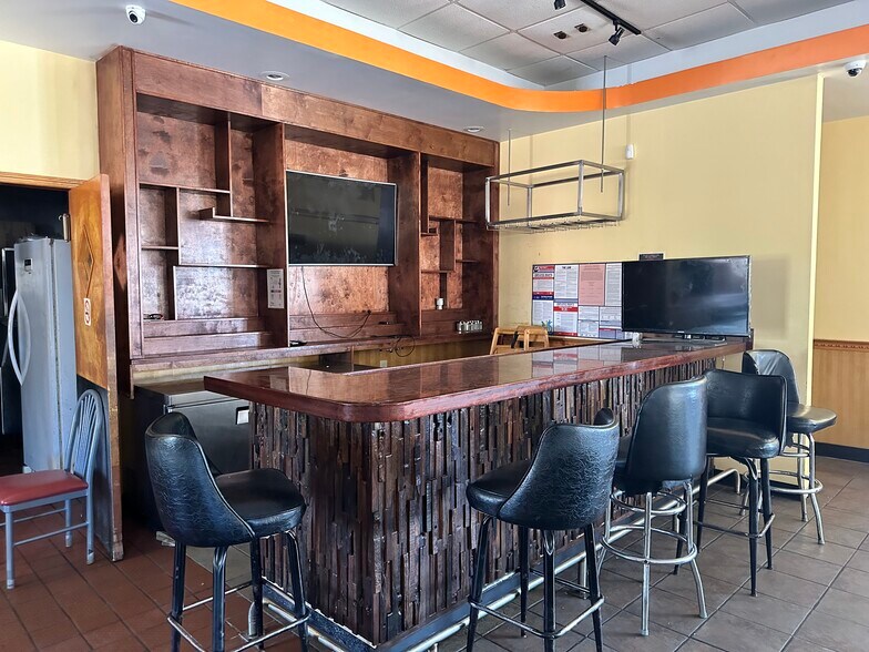 More Photos Of 537 S Main St, Swainsboro Restaurant For Sale