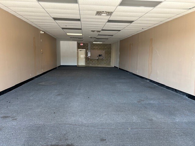 More Photos Of 790-824 Main St, Milford Unknown For Lease