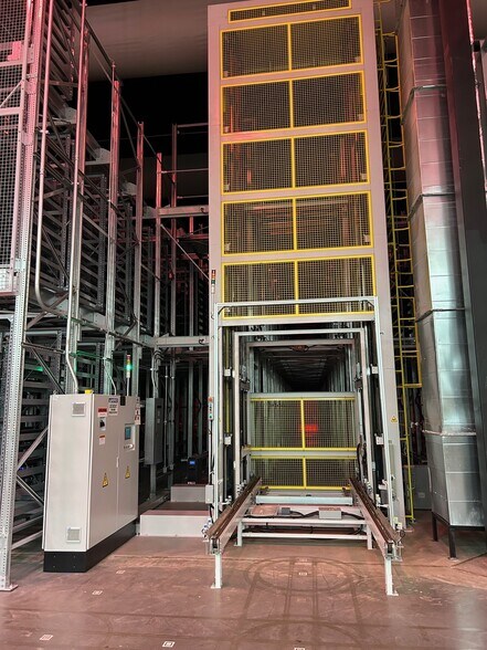 More Photos Of 260 Midway Dr, Union Manufacturing For Lease