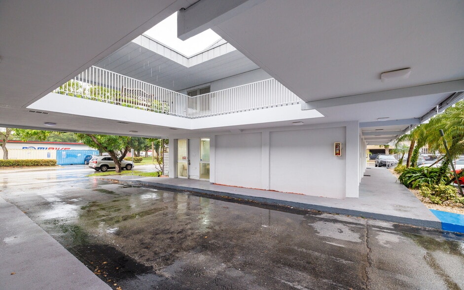 More Photos Of 6601 SW 80th St, Miami Medical For Lease