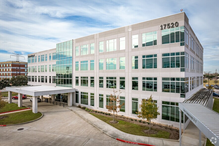 Primary Photo Of 17520 W Grand Pkwy S, Sugar Land Medical For Lease