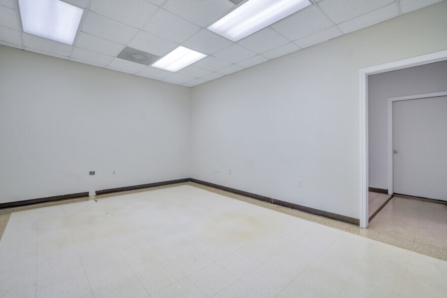 More Photos Of 1306 Heidt Ave, Savannah Office For Lease