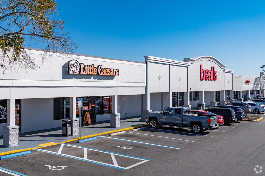 More Photos Of 1366-1498 Pinehurst Dr, Spring Hill Unknown For Lease