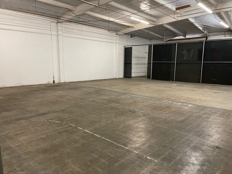 More Photos Of 2230 S Anne St, Santa Ana Manufacturing For Sale