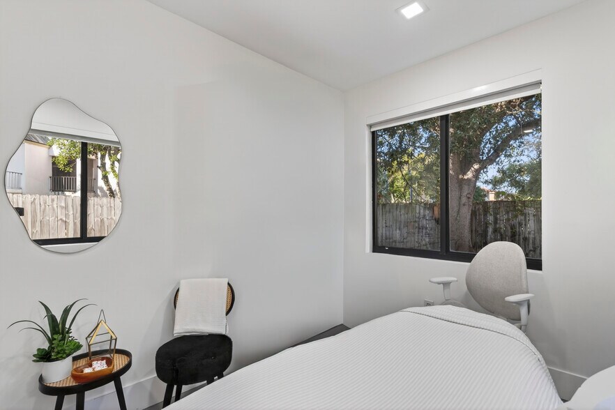 More Photos Of 9410 SW 77th Ave, Miami Office For Lease