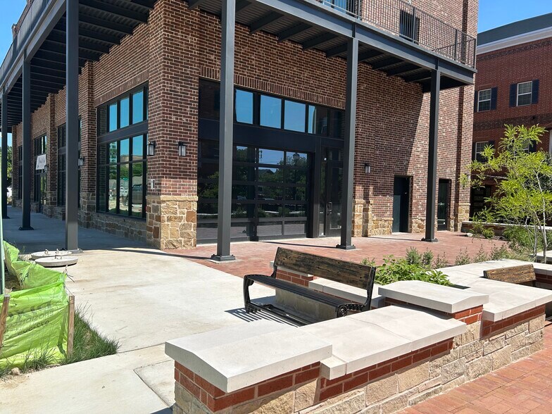 More Photos Of 8763 7th St, Frisco Restaurant For Sale